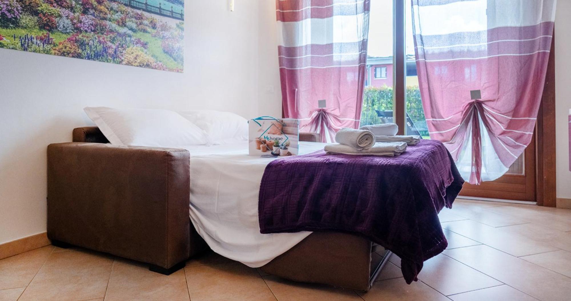 Oleandro Apartment - Featuring A Private Garden And Access To 5 Pools Десенцано дел Гарда Екстериор снимка